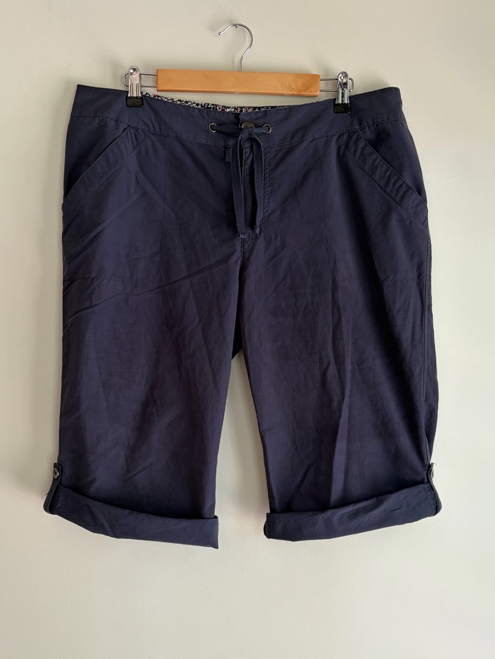 Columbia Women's Navy Blue Cropped Roll Cuff Pants Size 14 - Picture 6 of 9